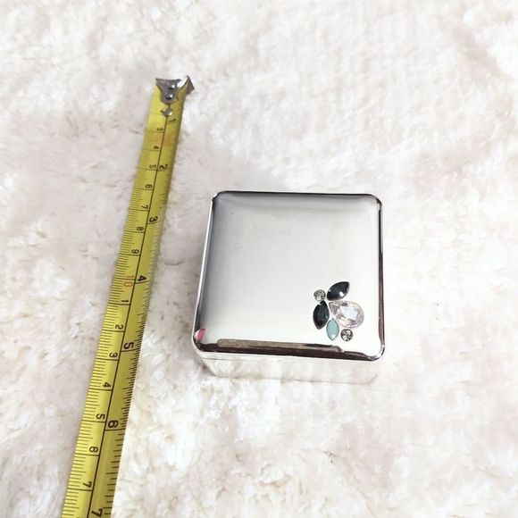 Swarovski Crystal Leaf Jewelry Box Sliver - Picture 3 of 6